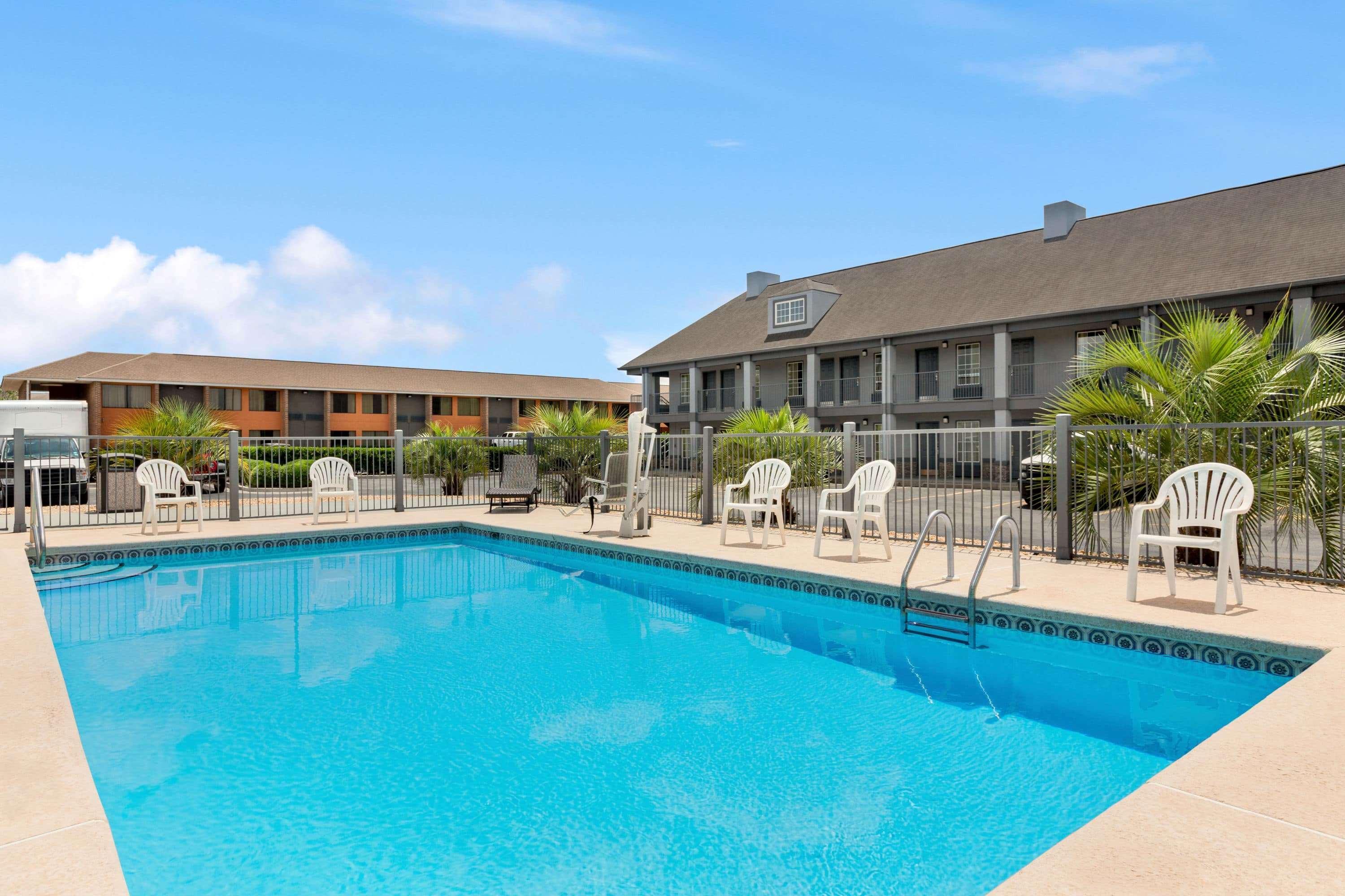 Baymont By Wyndham Warner Robins Μοτέλ Εξωτερικό φωτογραφία